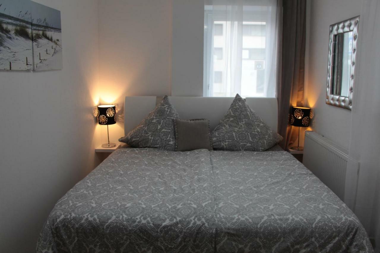 Modernes Und Gemuetliches Appartment Mit Terrasse, Stadtnah ราเวนส์บวร์ก ภายนอก รูปภาพ